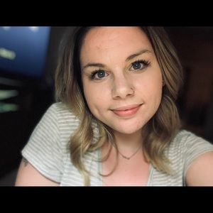 Meet your Posher, Bethany